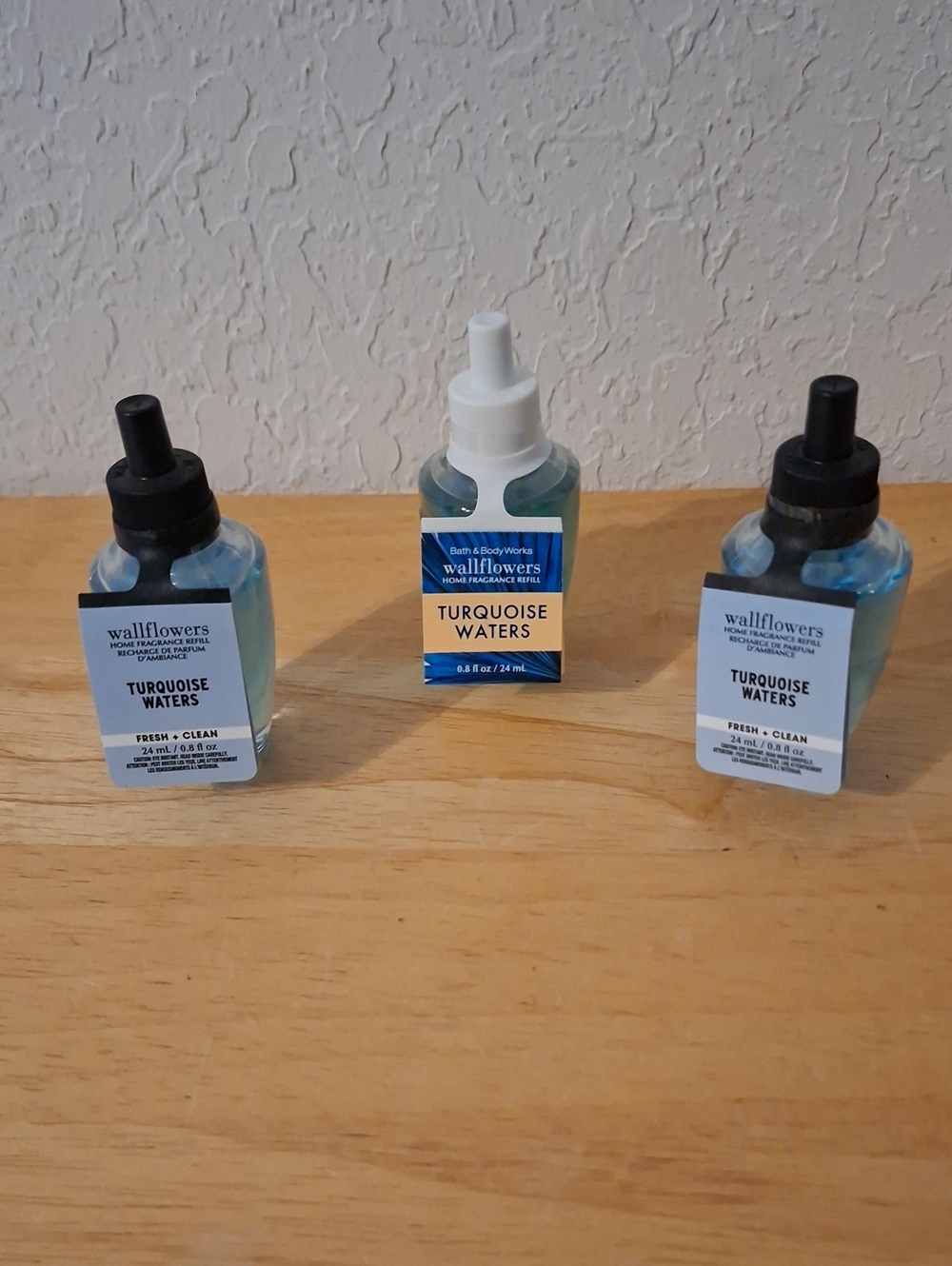 Bath & Body Works Turquoise Waters Wallflowers (3)